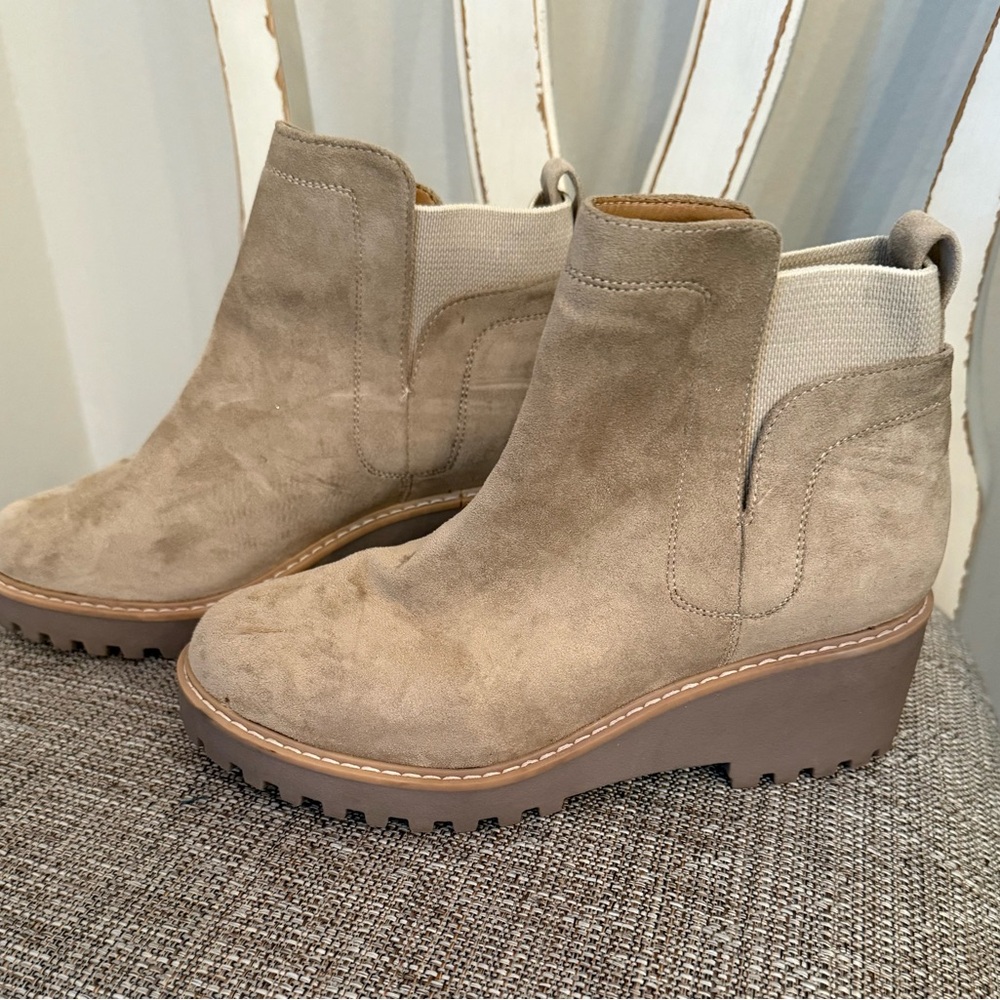 DV by Dolce Vita Beige Suede Ankle Booties